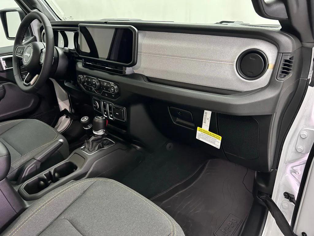 new 2025 Jeep Wrangler car, priced at $40,040