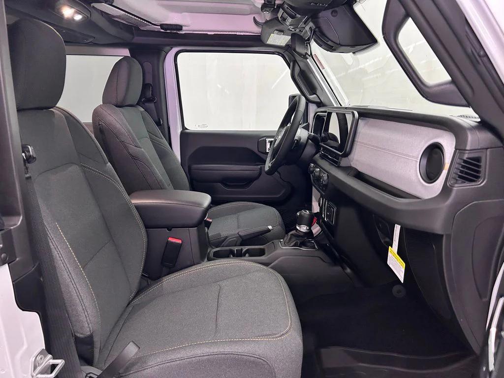 new 2025 Jeep Wrangler car, priced at $40,040