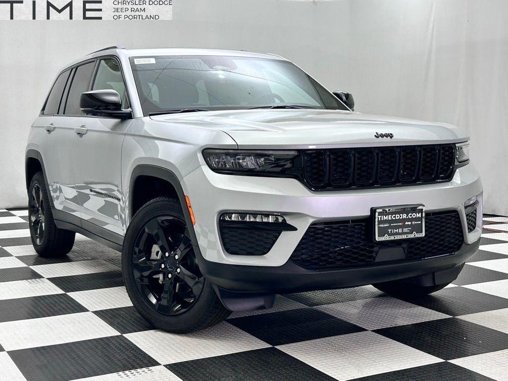 new 2025 Jeep Grand Cherokee car, priced at $39,998