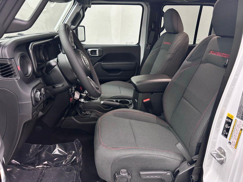 new 2026 Jeep Wrangler car, priced at $48,428