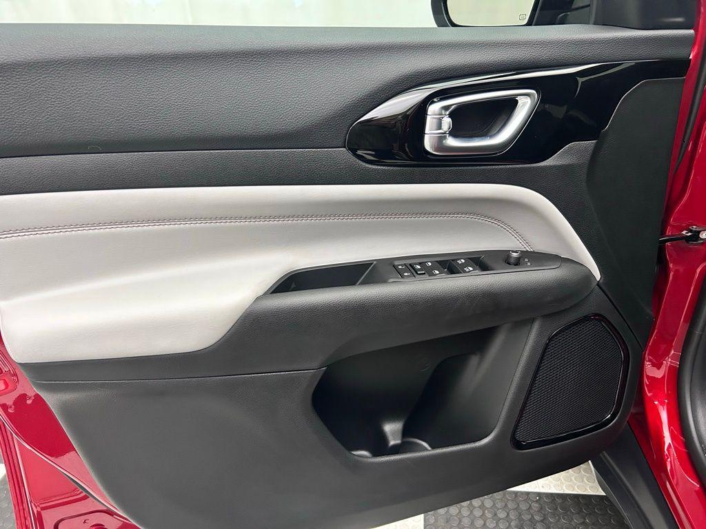 new 2026 Jeep Compass car, priced at $30,053