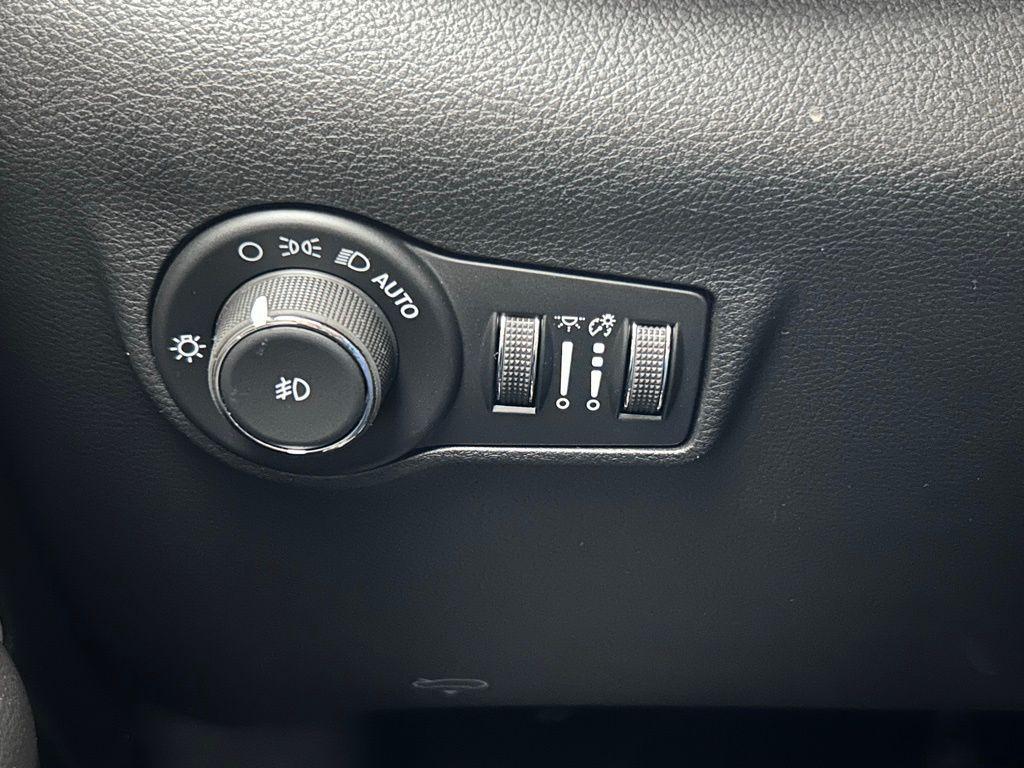 new 2026 Jeep Compass car, priced at $30,053