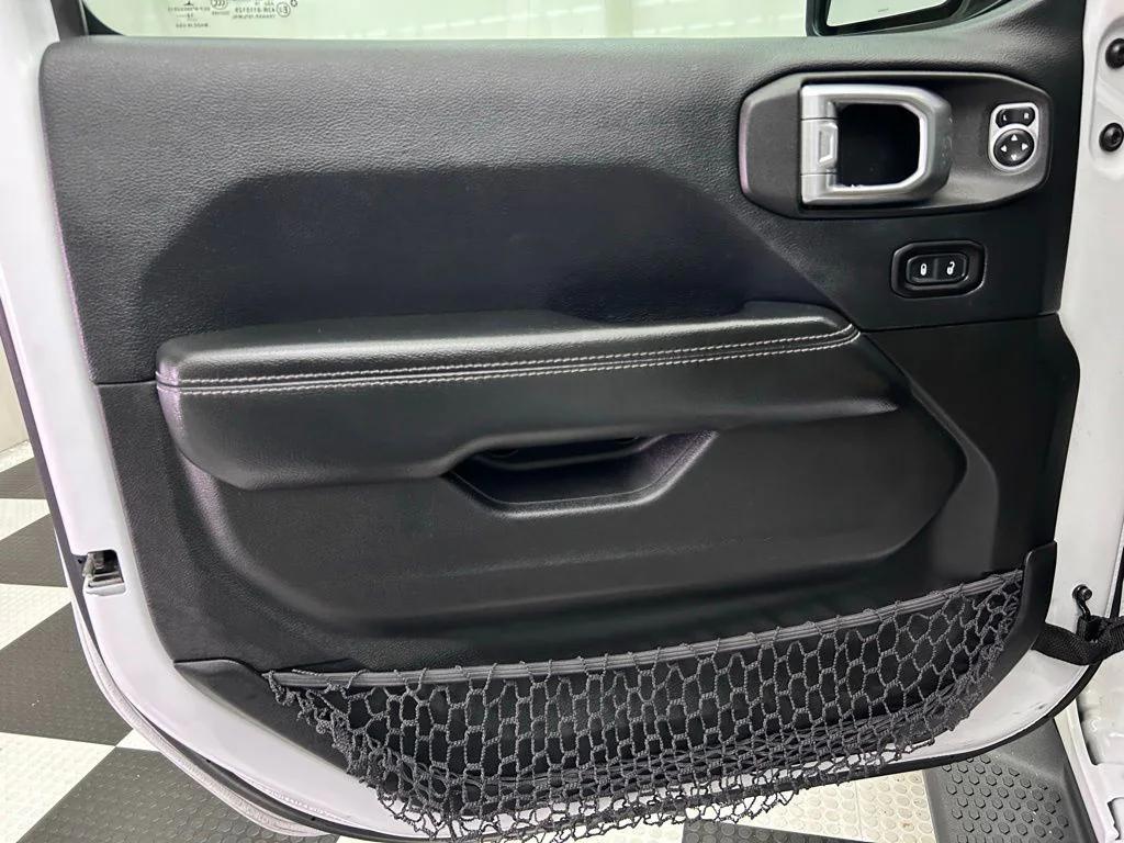 used 2018 Jeep Wrangler Unlimited car, priced at $23,471