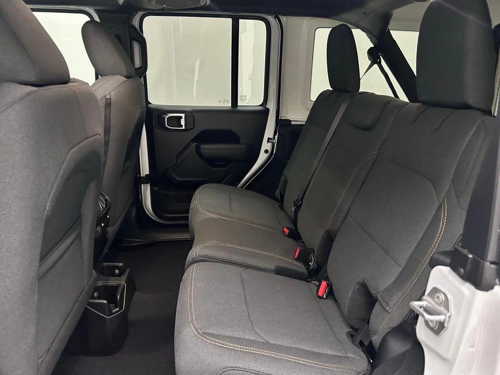 new 2026 Jeep Wrangler car, priced at $46,792