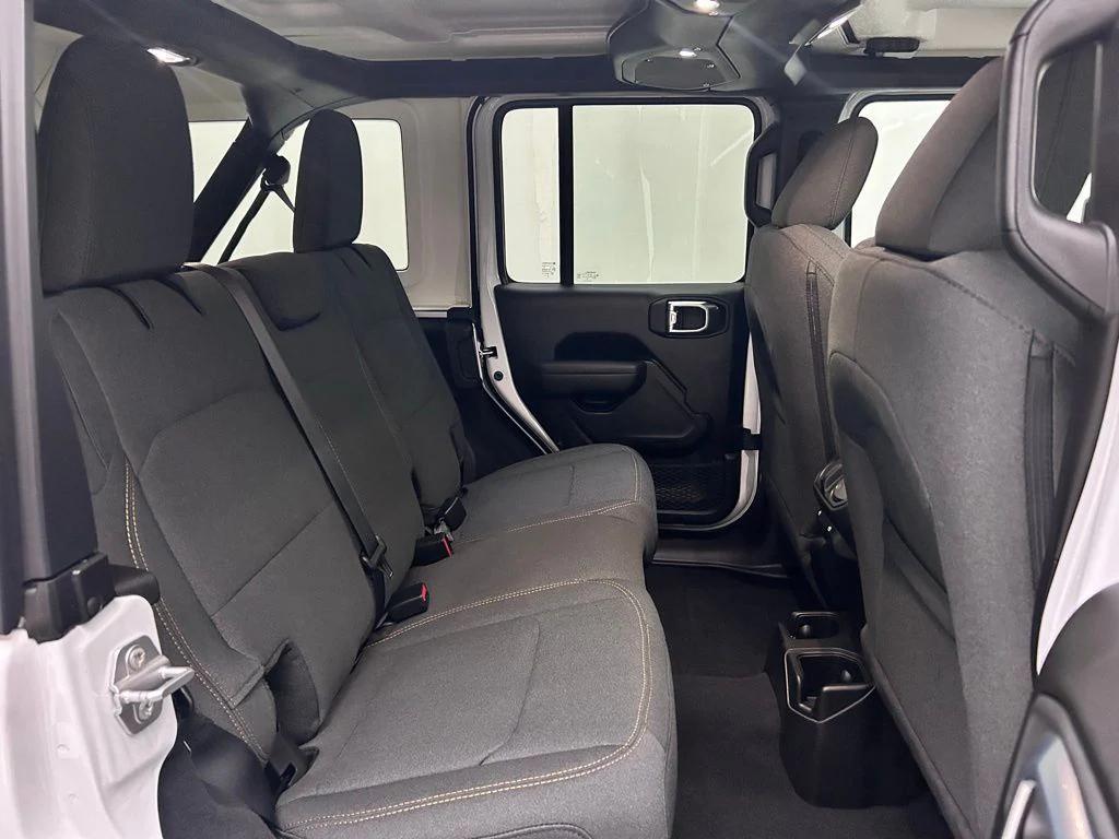 new 2026 Jeep Wrangler car, priced at $46,792