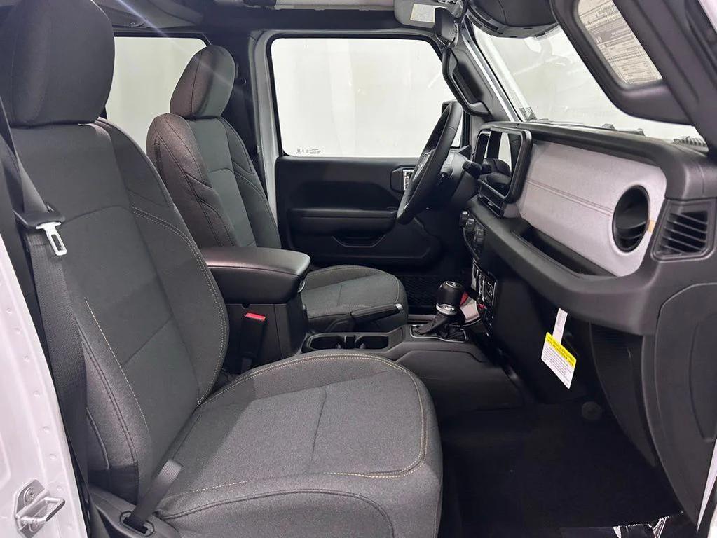 new 2026 Jeep Wrangler car, priced at $46,792