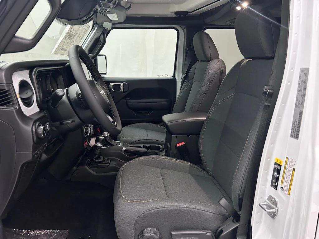new 2026 Jeep Wrangler car, priced at $46,792