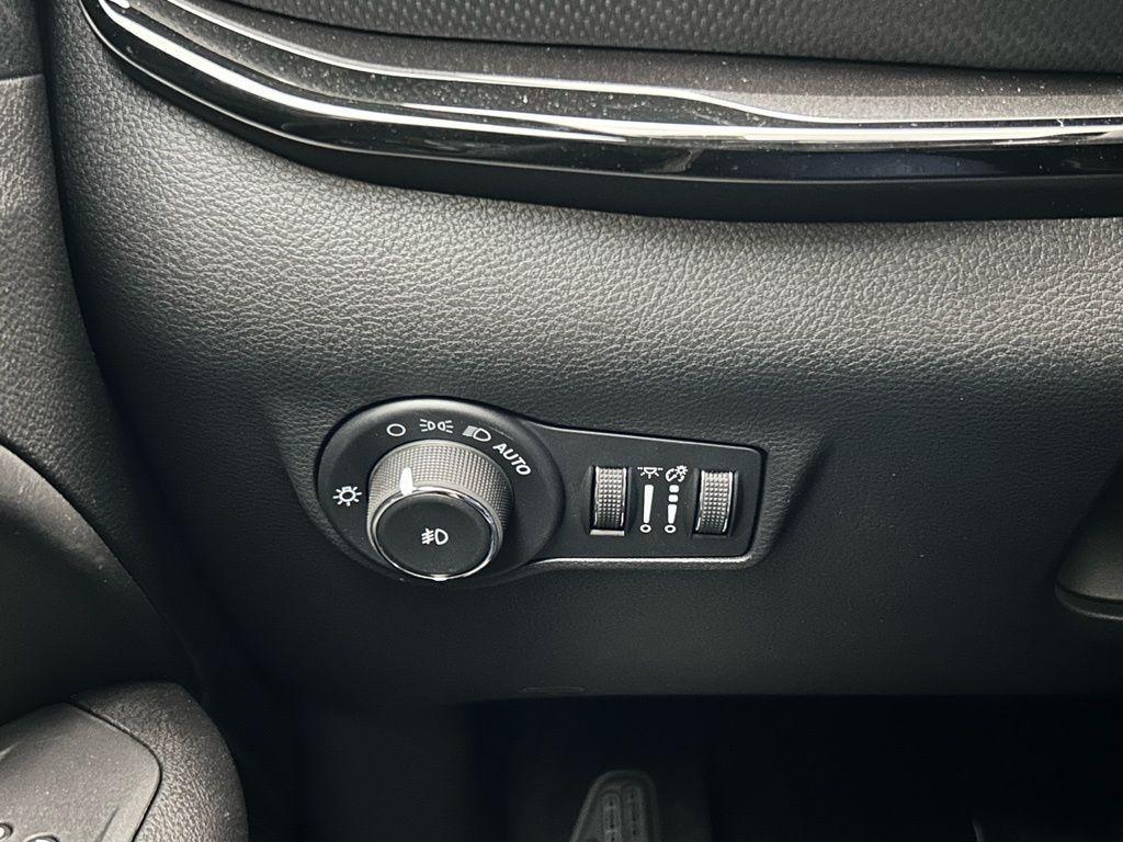 new 2026 Jeep Compass car, priced at $28,580