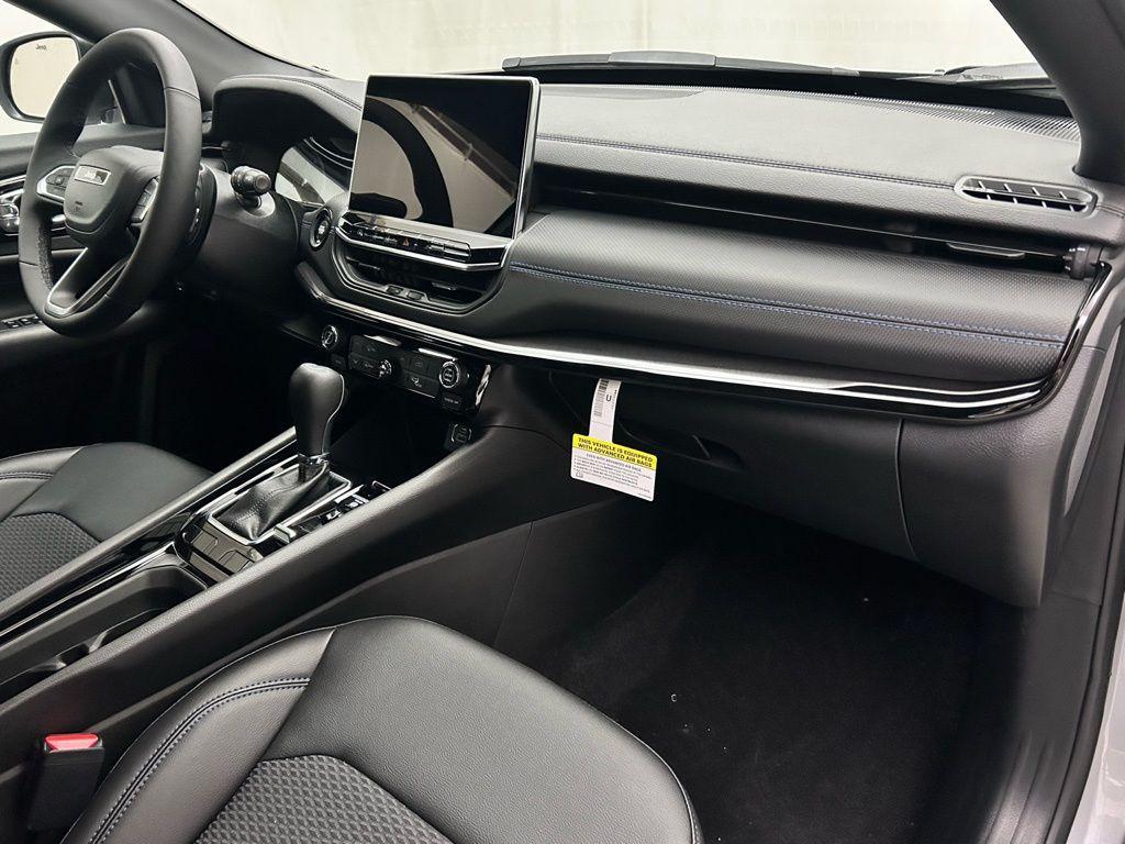 new 2026 Jeep Compass car, priced at $28,580