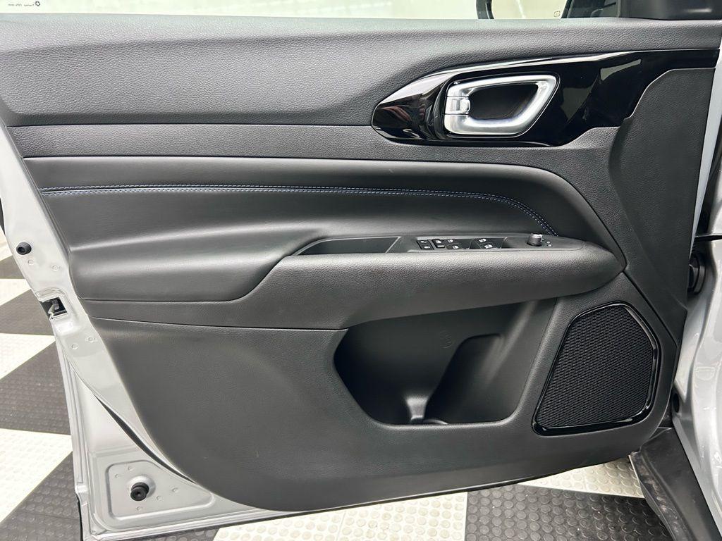 new 2026 Jeep Compass car, priced at $28,580