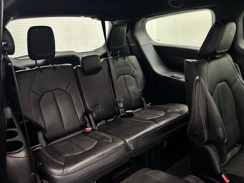 used 2025 Chrysler Pacifica Hybrid car, priced at $37,299