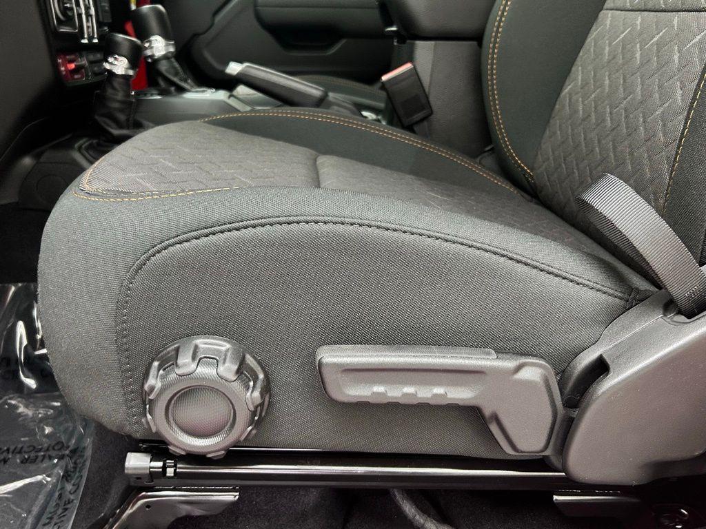 new 2025 Jeep Gladiator car, priced at $42,511