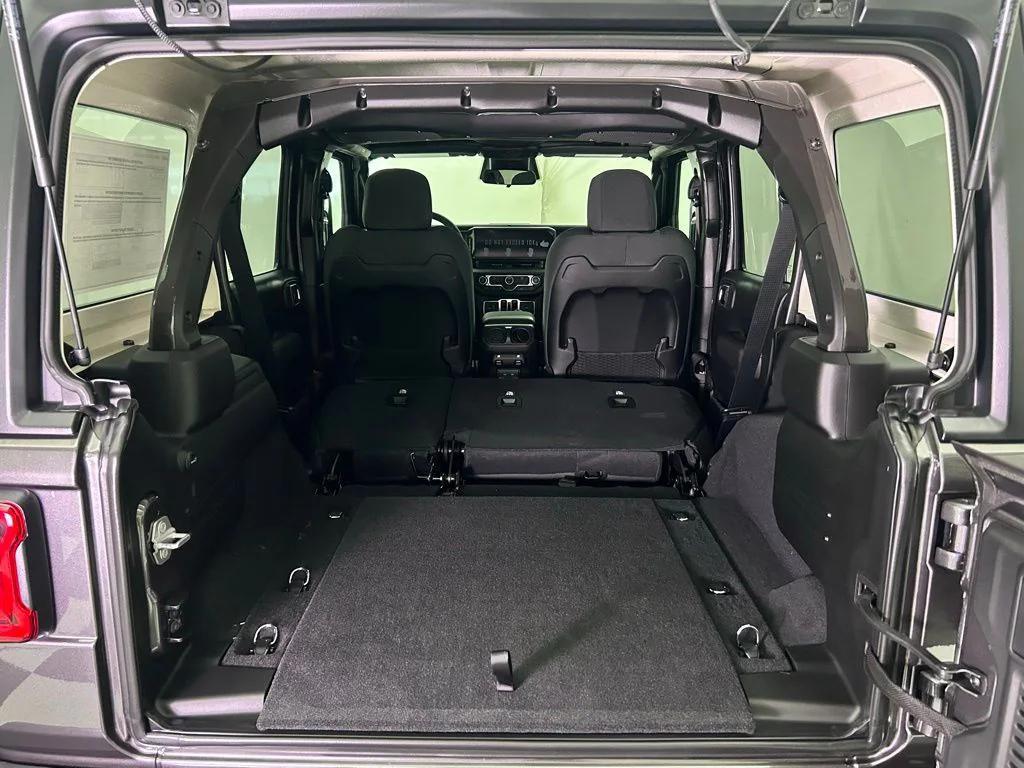 new 2026 Jeep Wrangler car, priced at $48,964
