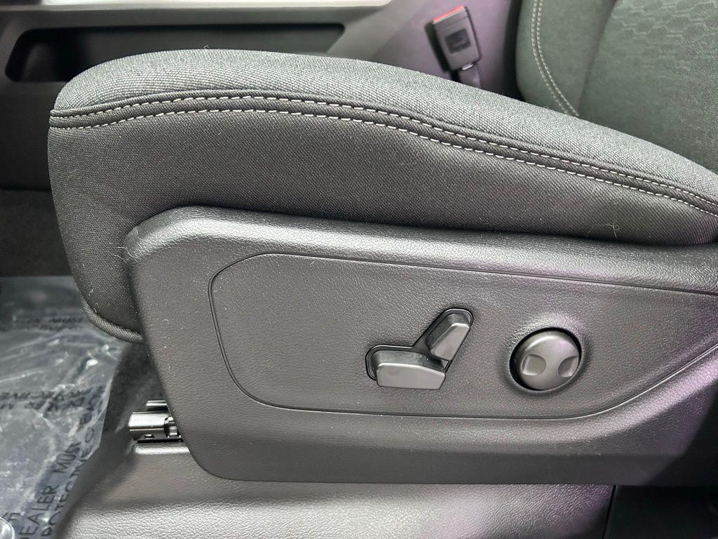 new 2026 Ram 1500 car, priced at $48,626