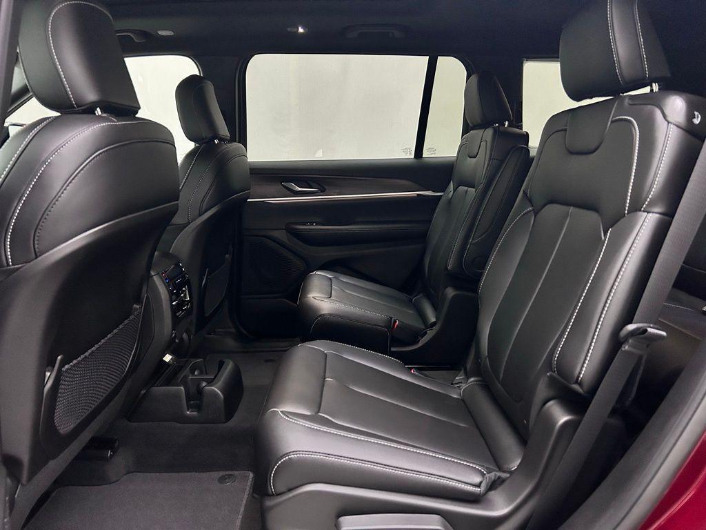 new 2025 Jeep Grand Cherokee L car, priced at $48,034