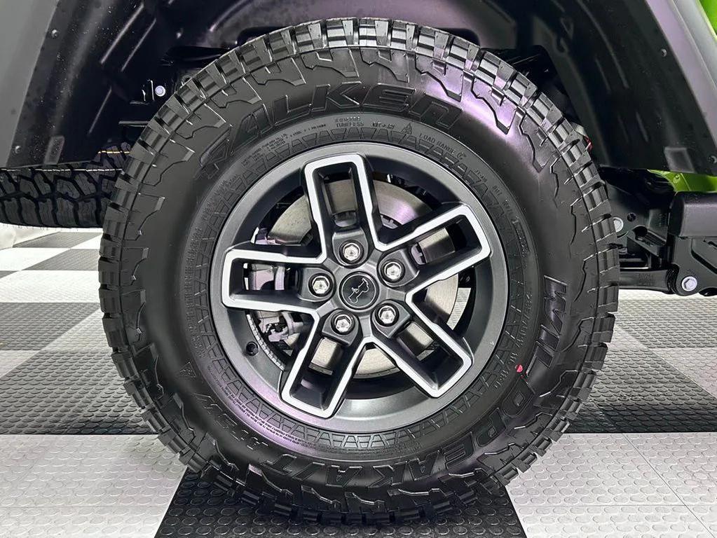 new 2025 Jeep Gladiator car, priced at $42,511