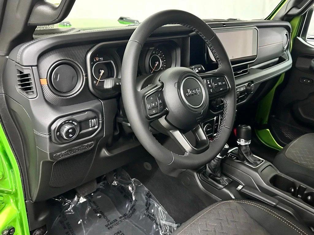 new 2025 Jeep Gladiator car, priced at $42,511