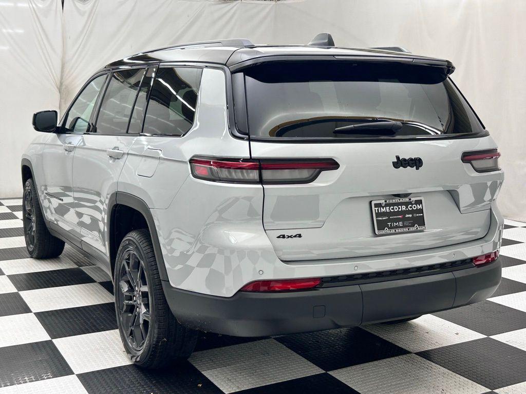 new 2025 Jeep Grand Cherokee L car, priced at $44,944
