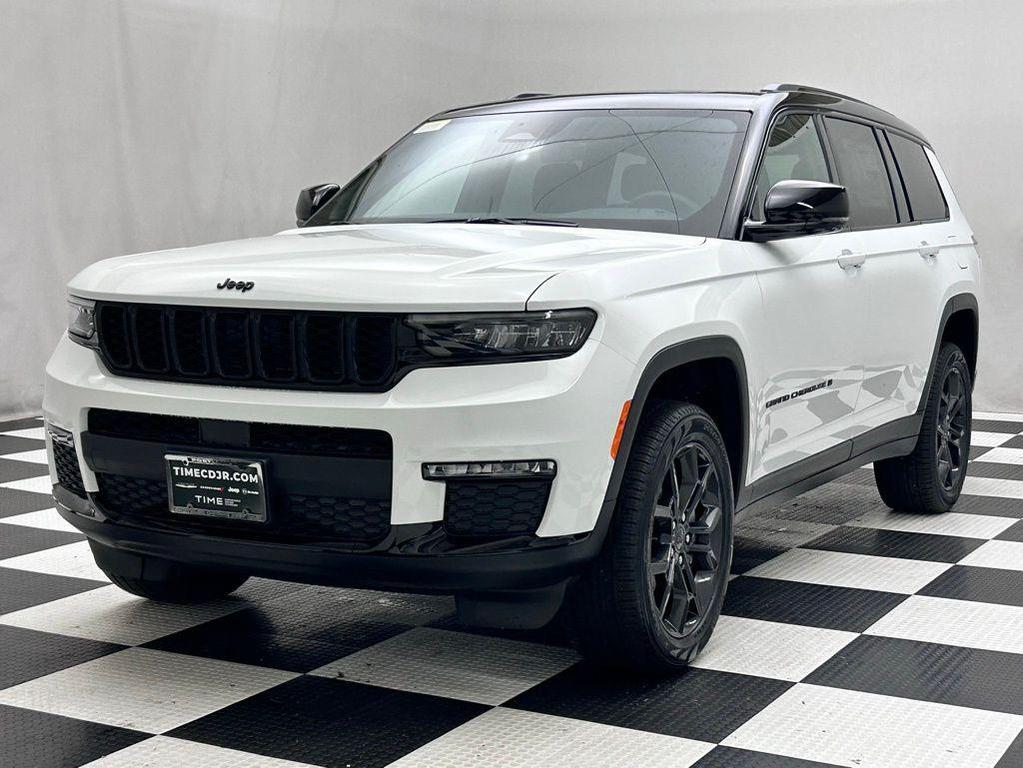 new 2025 Jeep Grand Cherokee L car, priced at $47,498