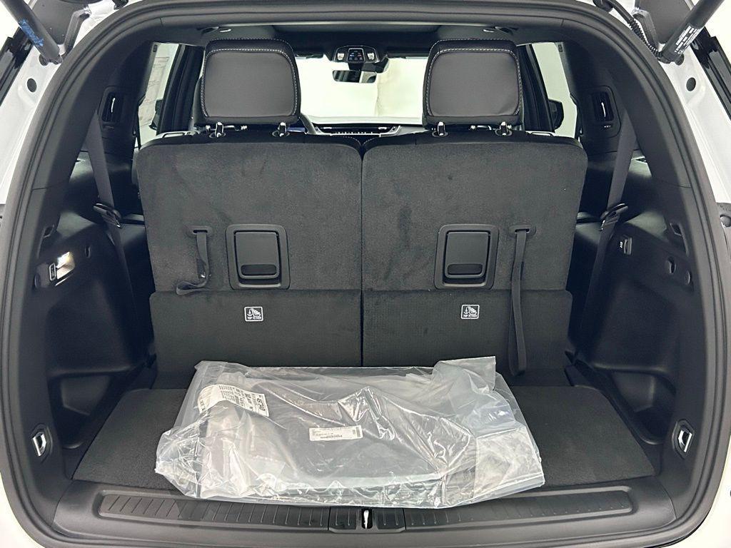 new 2025 Jeep Grand Cherokee L car, priced at $47,498