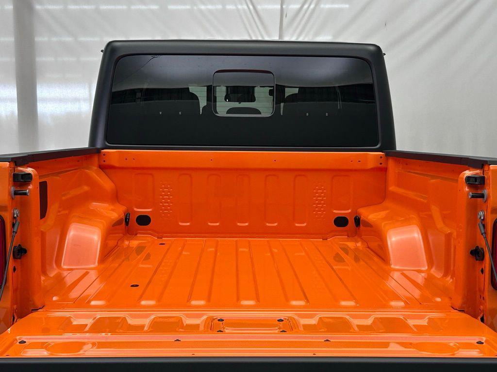 new 2025 Jeep Gladiator car, priced at $43,865