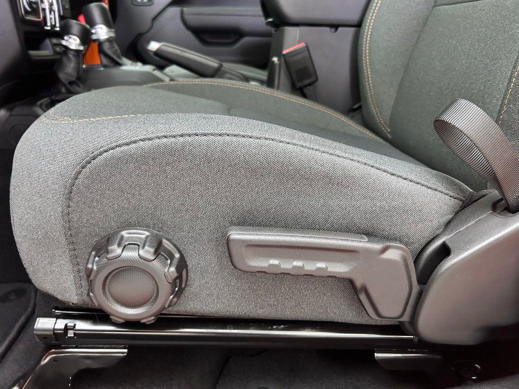 new 2025 Jeep Gladiator car, priced at $43,865