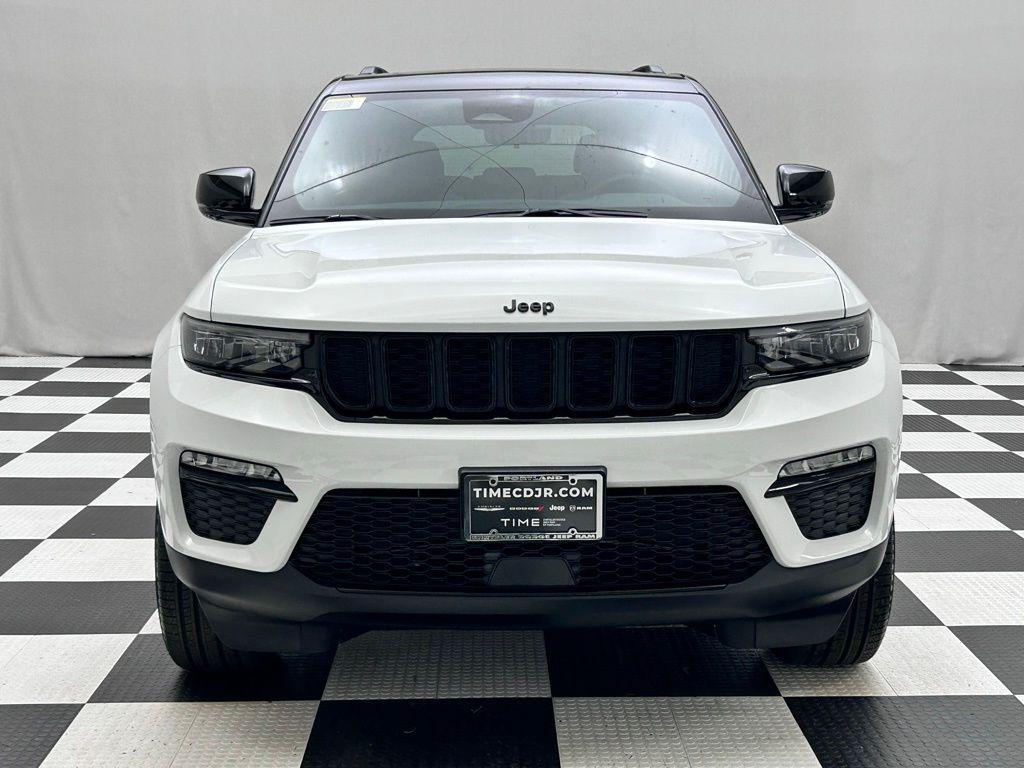 new 2025 Jeep Grand Cherokee car, priced at $43,323