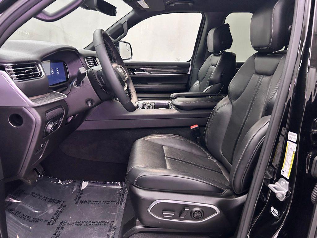 used 2022 Jeep Wagoneer car, priced at $46,700