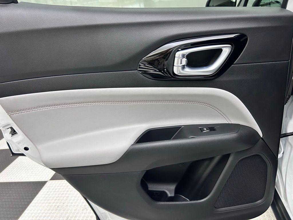 new 2026 Jeep Compass car, priced at $27,498