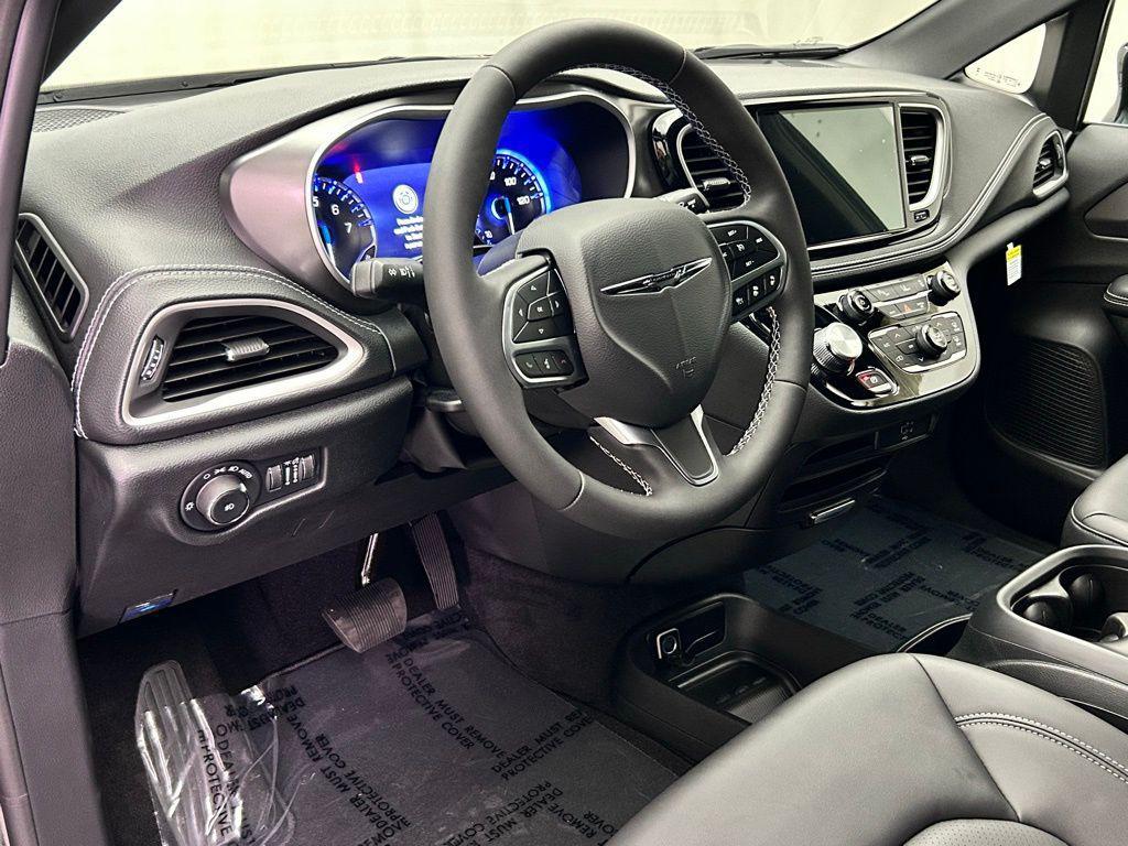 new 2026 Chrysler Pacifica car, priced at $39,448