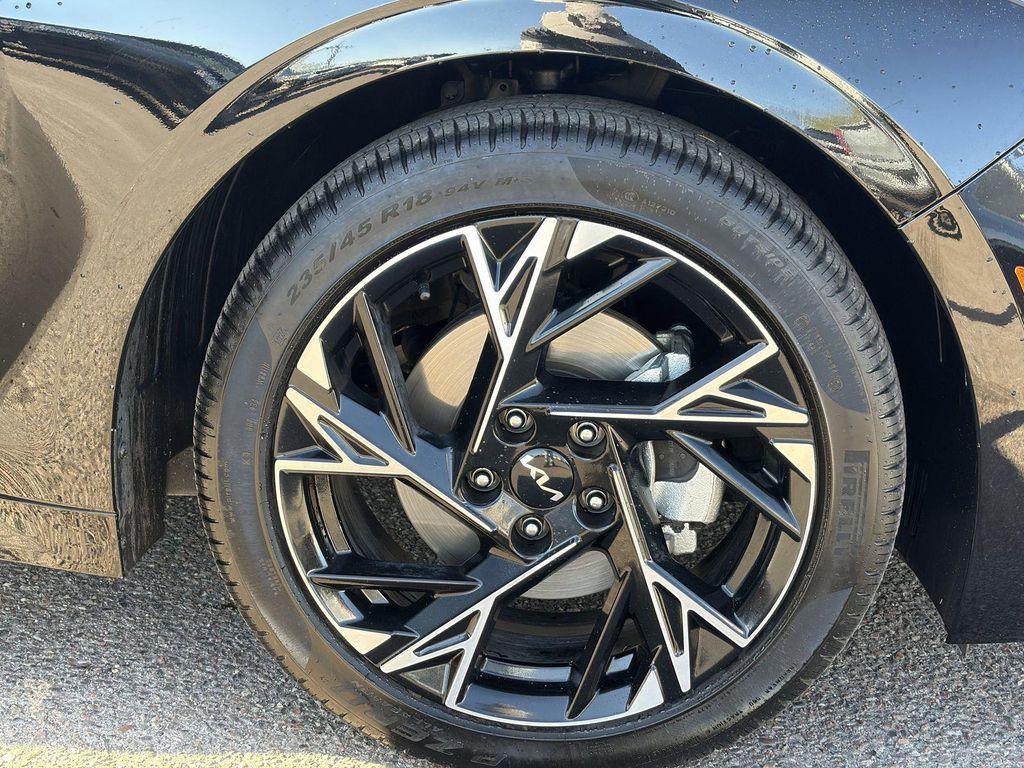 used 2026 Kia K5 car, priced at $28,564