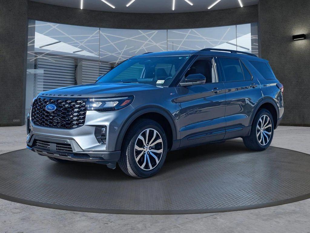 used 2025 Ford Explorer car, priced at $37,919
