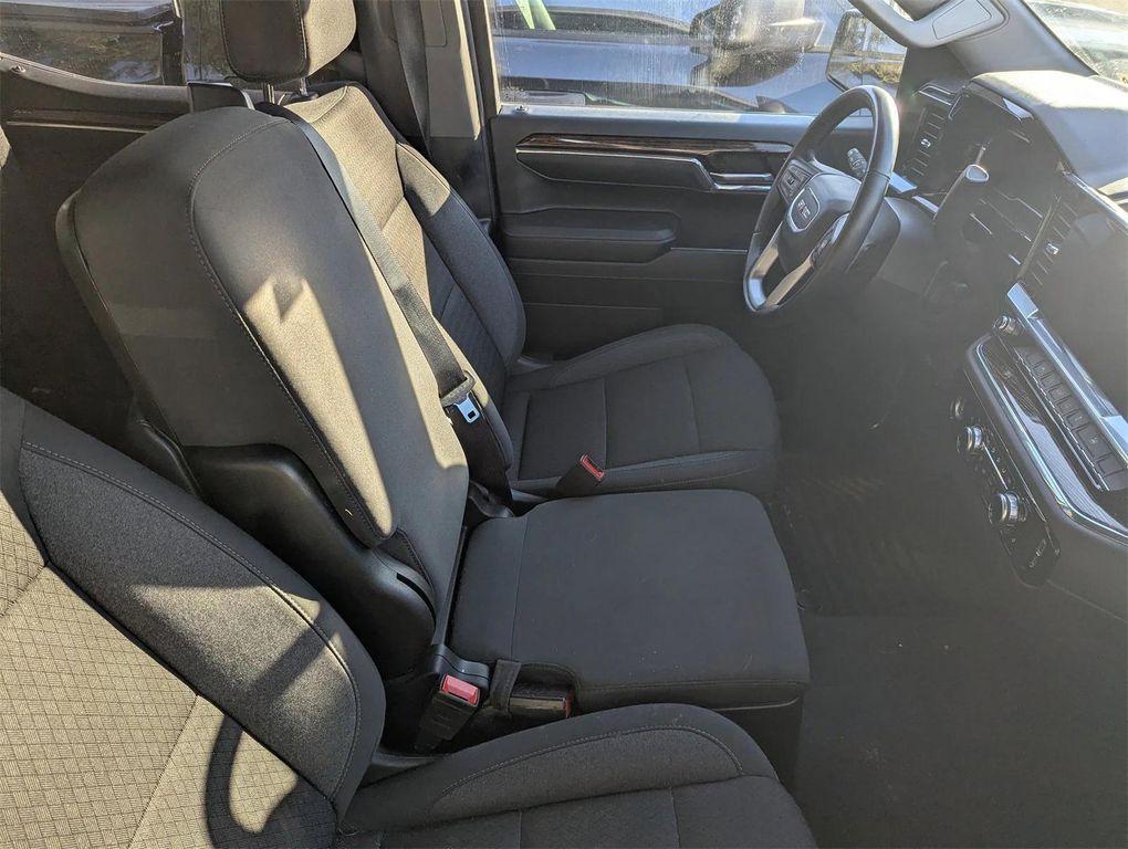 used 2024 GMC Sierra 1500 car, priced at $40,696