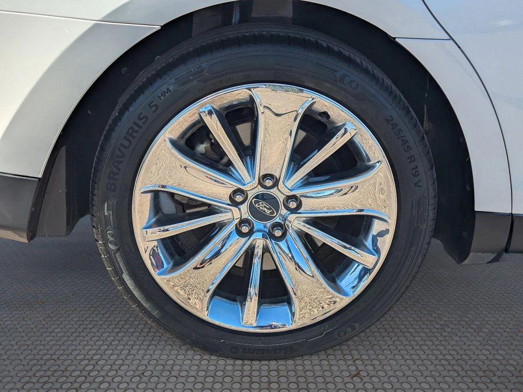 used 2010 Ford Taurus car, priced at $9,998