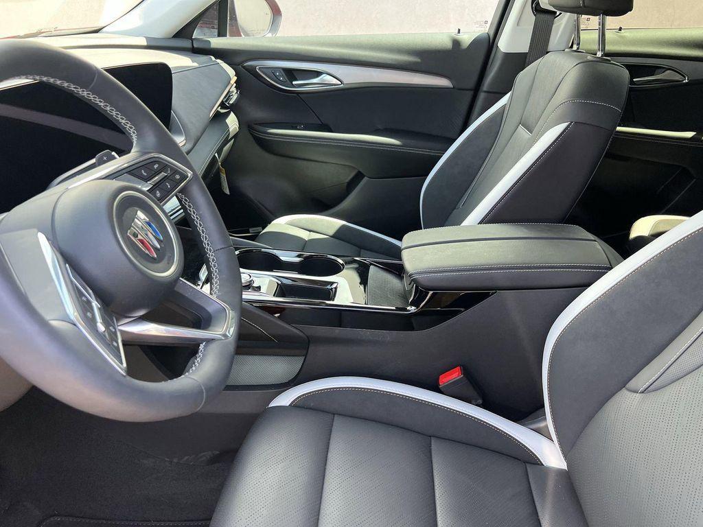 used 2025 Buick Envision car, priced at $34,679