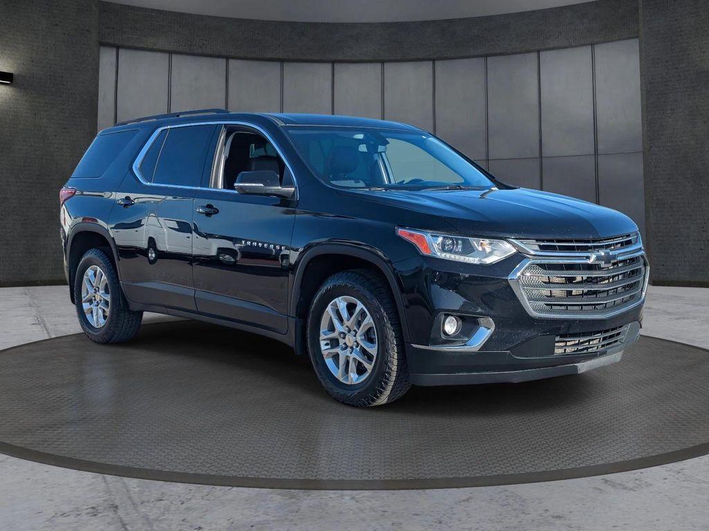 used 2021 Chevrolet Traverse car, priced at $13,457