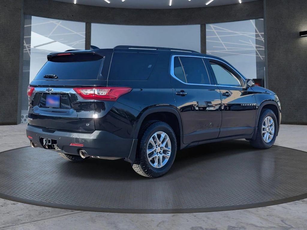 used 2021 Chevrolet Traverse car, priced at $13,457