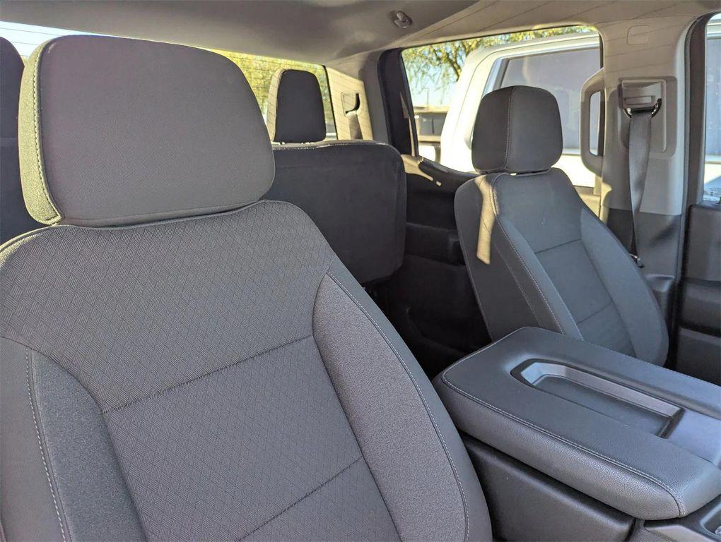 used 2024 Chevrolet Silverado 1500 car, priced at $30,517