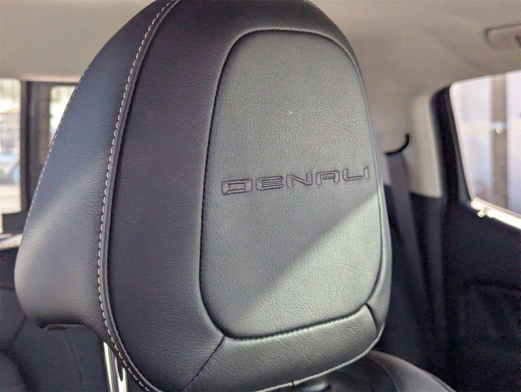 used 2021 GMC Canyon car, priced at $28,956