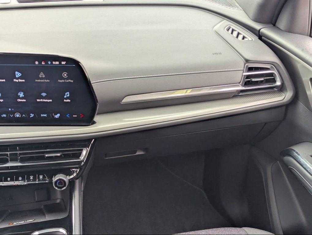 used 2026 Chevrolet Traverse car, priced at $37,372