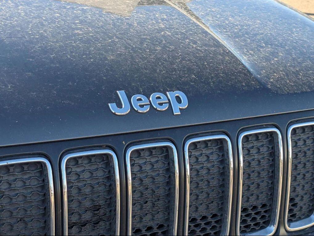 used 2020 Jeep Renegade car, priced at $5,538