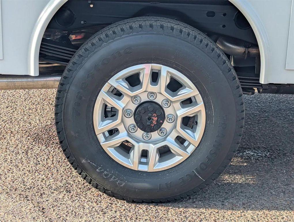 new 2026 GMC Sierra 2500 car, priced at $48,288