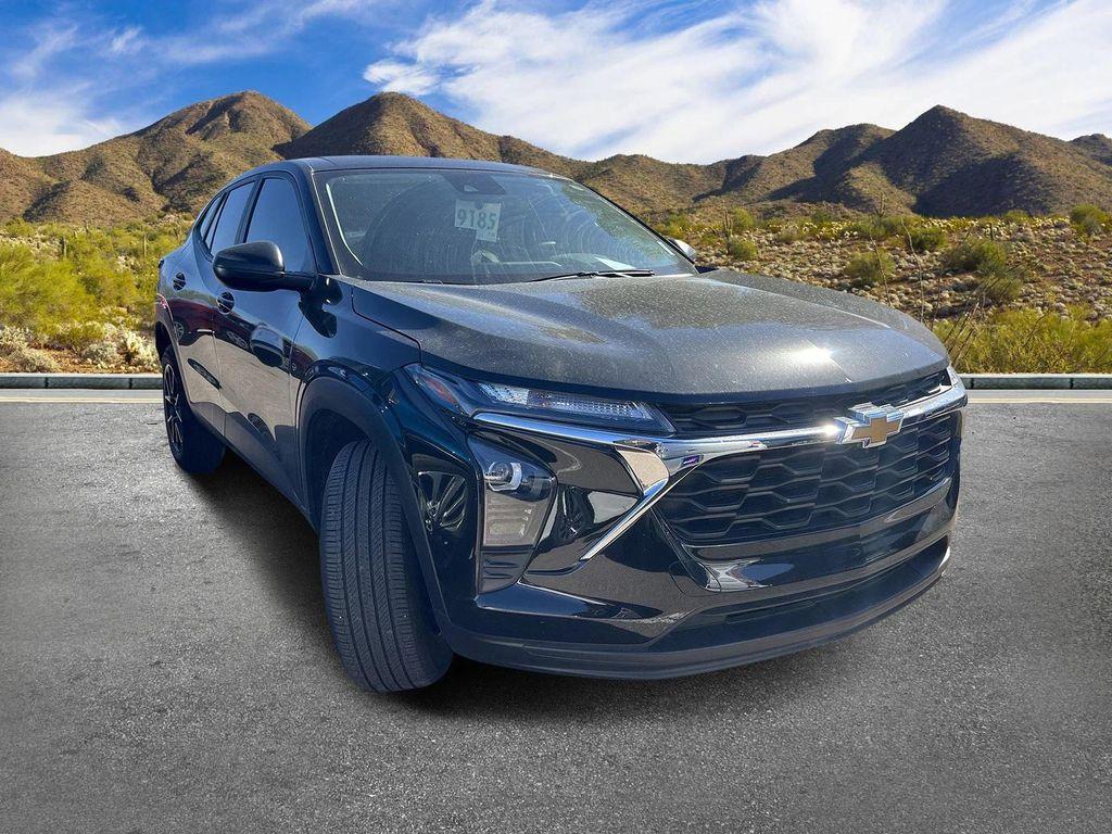 used 2024 Chevrolet Trax car, priced at $20,556