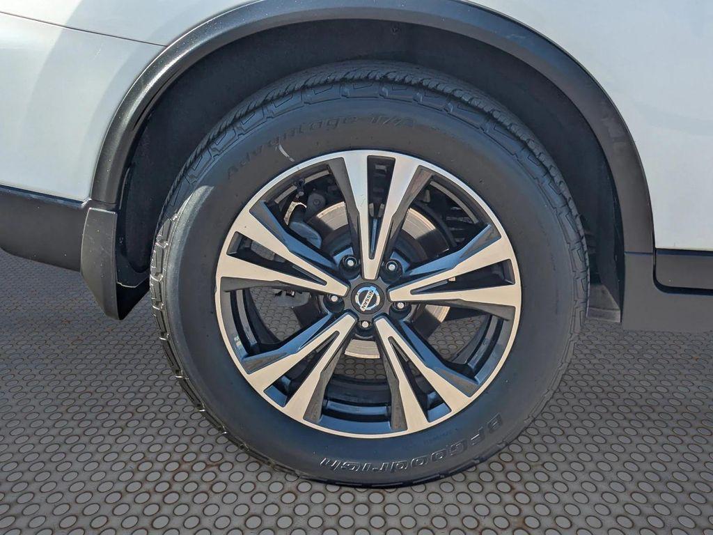 used 2019 Nissan Rogue car, priced at $12,299