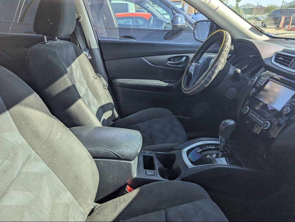 used 2015 Nissan Rogue car