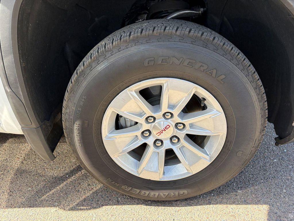 used 2025 GMC Sierra 1500 car, priced at $36,998