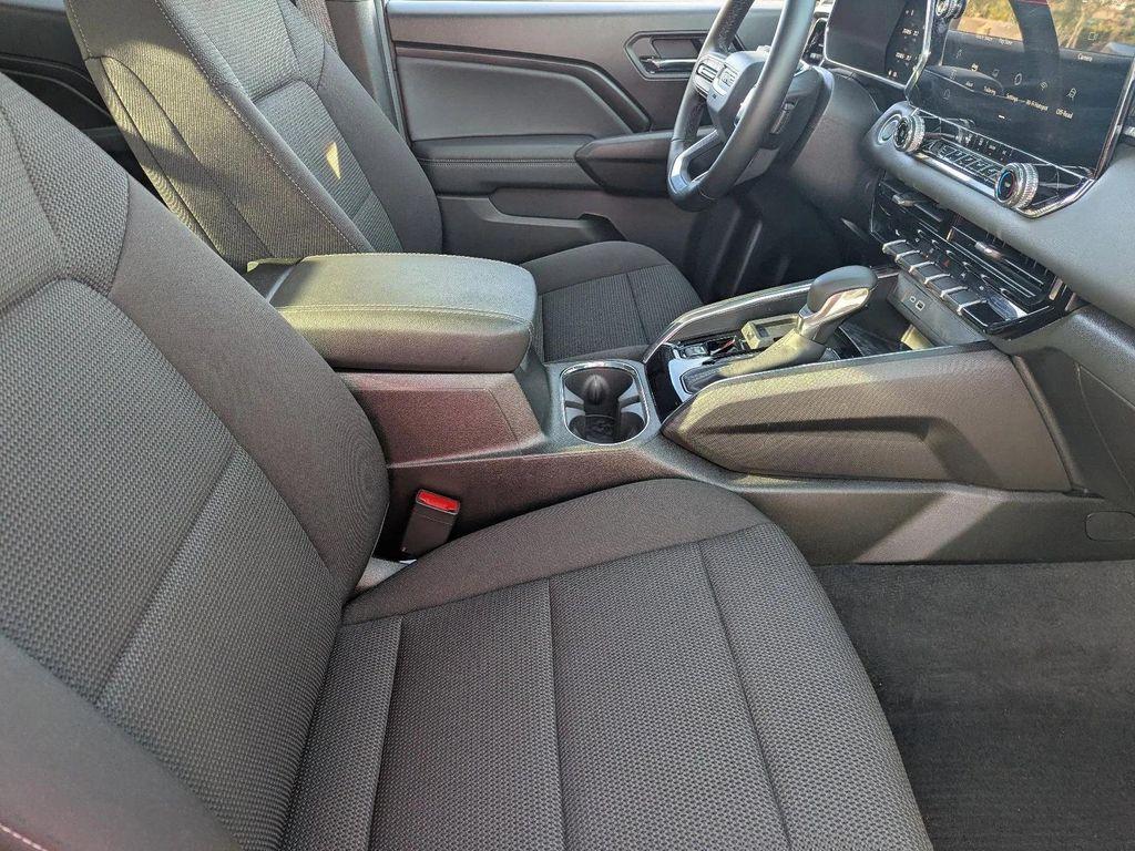 used 2025 GMC Canyon car, priced at $33,260