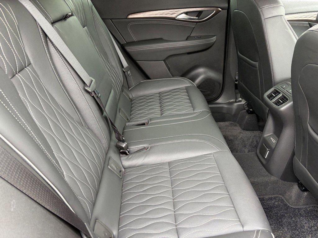 used 2021 Buick Envision car, priced at $24,733
