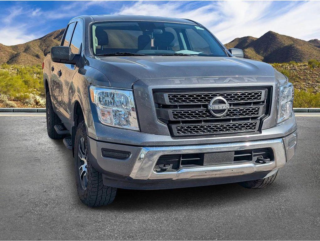 used 2024 Nissan Titan car, priced at $31,556
