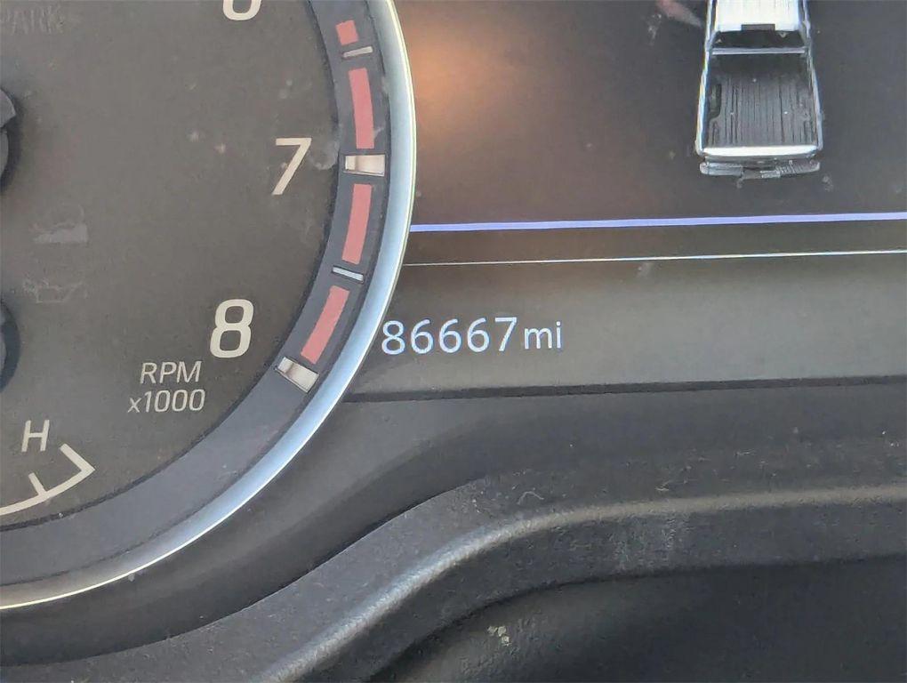 used 2024 Nissan Titan car, priced at $31,556